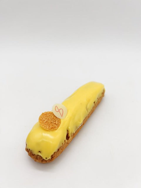 (D) Eclair mango passion fruit In the eclair week Friday September 12
